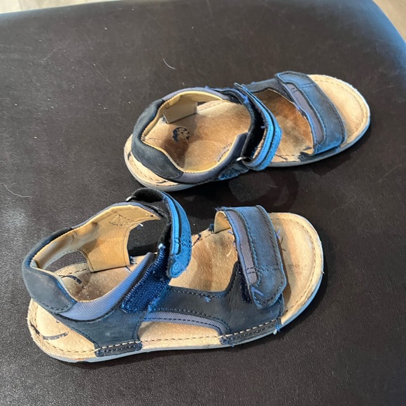 Stride Rite sandals - Picture 3 of 5